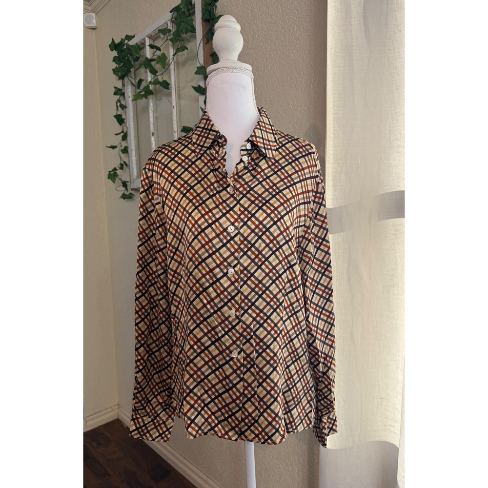 VTG Harold's 10 Women Button Up 100% Silk Striped Shirt Retro Style 90s Silky - Picture 2 of 7